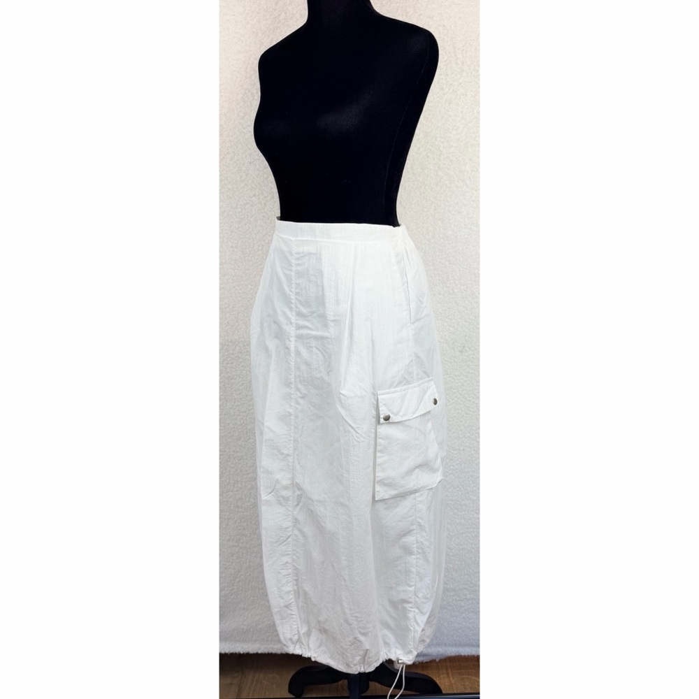 FM2050 • White Cargo Style High-Waisted Maxi Skirt with Drawstring Hem, S - Picture 4 of 14